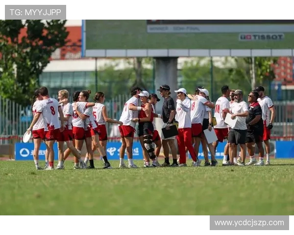 成都飞盘队与深圳飞盘队的精彩对决赛后分析与战术解读